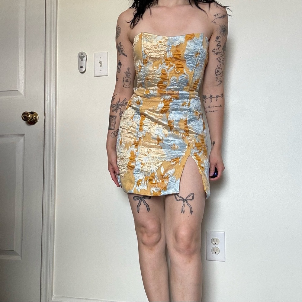 Showpo Blue and Orange Strapless Floral Mini Dress Size 4